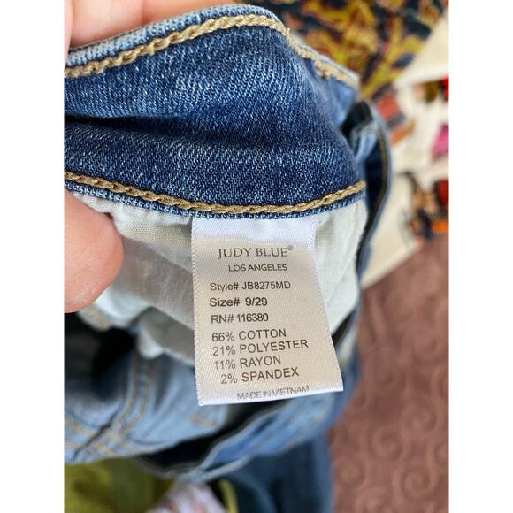 Judy Blue Boyfriend Fit Straight Leg Jeans Size 9/29 - Picture 6 of 9
